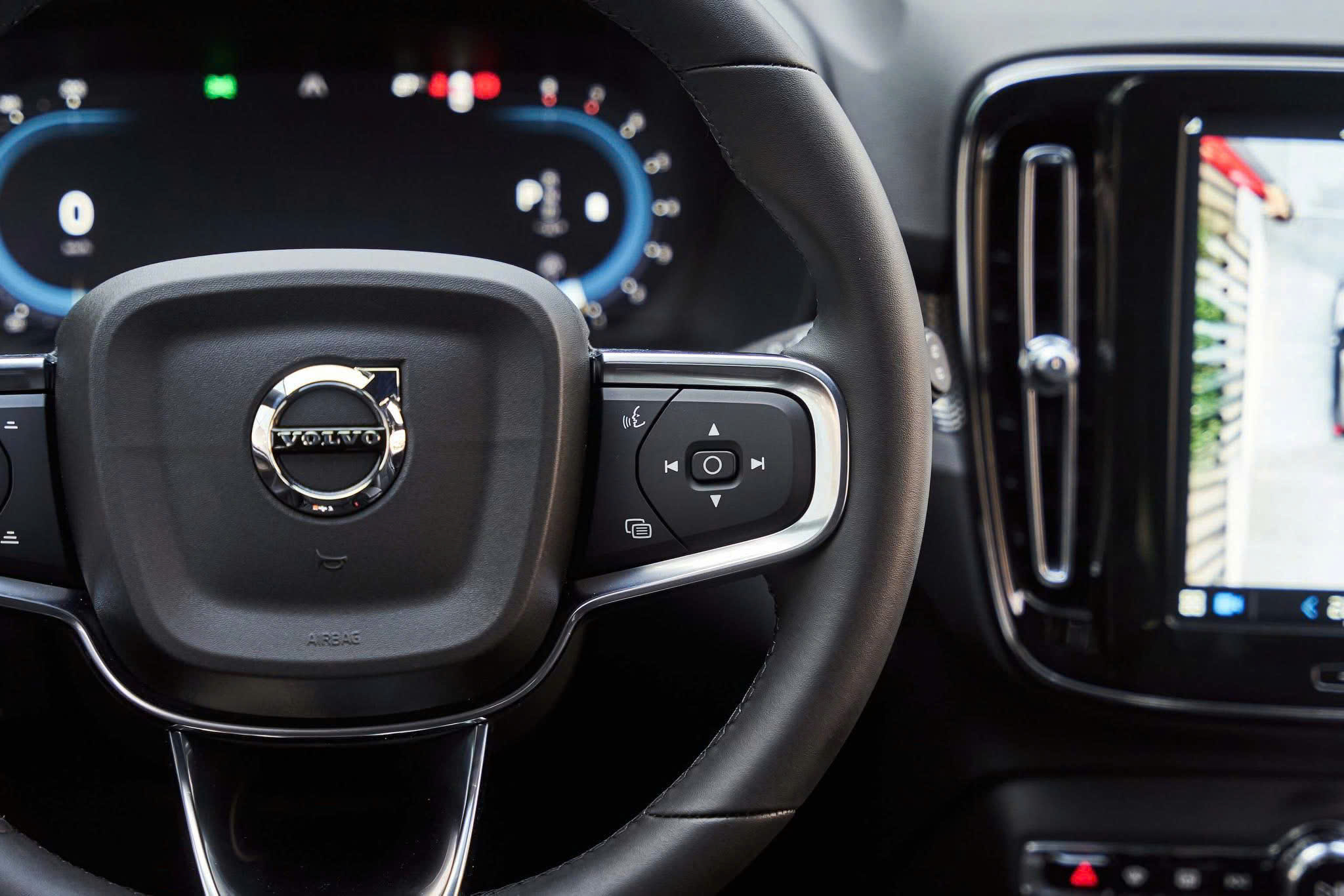 z7054035253974_c6f5dad2c6ceed880c32bed52d3899de