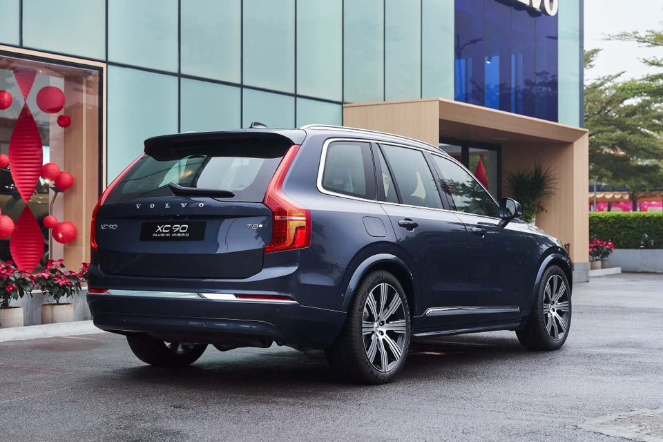 546398799_755852780563509_974960153095577476_n