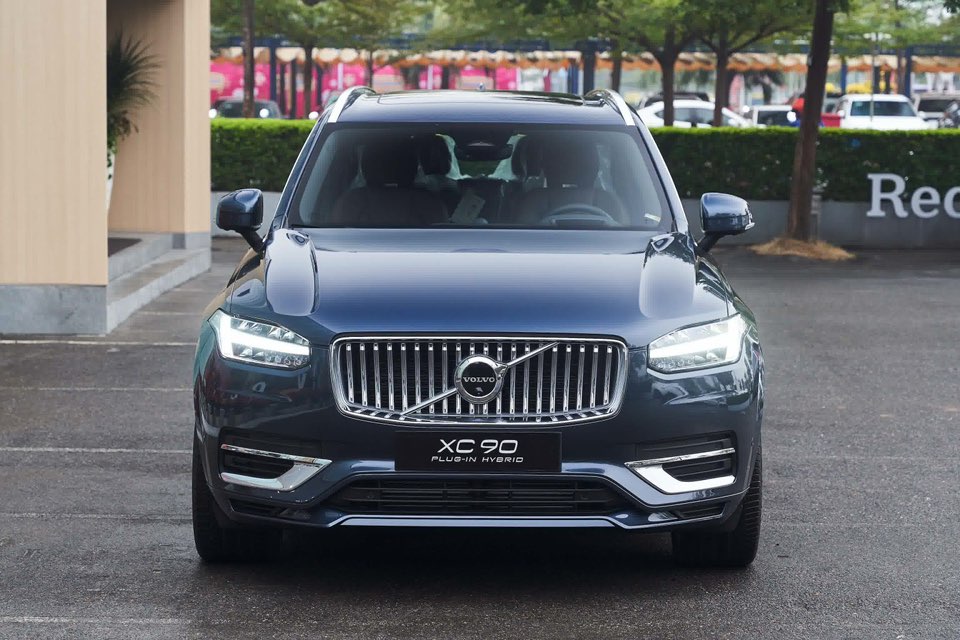 VOLVO XC90 PLUG-IN HYBRID