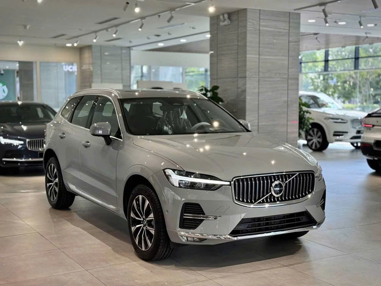 VOLVO XC60 PLUG-IN HYBRID ULTRA 2025
